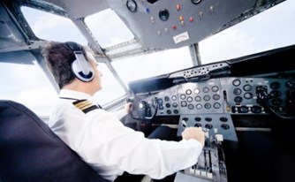 תגמולי ביטוח בסכום של למעלה מ-1.5 מיליון ש"ח לקברניט אל-על תגמולי ביטוח בסכום של למעלה מ-1.5 מיליון ש"ח לקברניט אל-על
