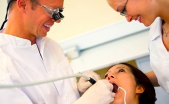 על רשלנות של רופאי שיניים ופגיעה באוטונומיה של הפציינט