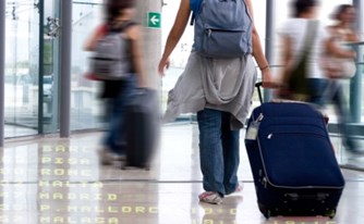 אושר לקריאה ראשונה: נוסע שטיסתו תתעכב או תבוטל יהיה זכאי לסיוע או לפיצוי אושר לקריאה ראשונה: נוסע שטיסתו תתעכב או תבוטל יהיה זכאי לסיוע או לפיצוי