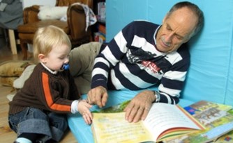 ביהמ"ש: יש להורות על קיום הסדרי ראייה בין הסבים לנכדם ביהמ"ש: יש להורות על קיום הסדרי ראייה בין הסבים לנכדם
