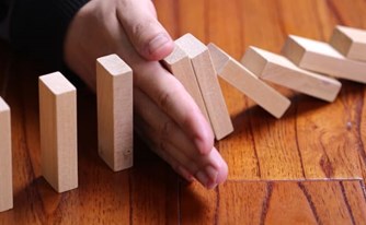 ליווי משפטי לעסקים משפחתיים: בין משפט לגישור ליווי משפטי לעסקים משפחתיים: בין משפט לגישור
