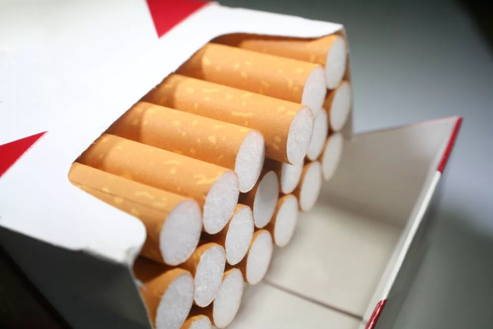 חוק איסור הפרסומת והגבלת השיווק של מוצרי טבק(1)