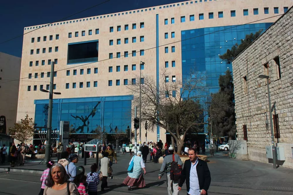אחרי 20 שנה, התחנה המרכזית בירושלים תשלם לבעלי הזכויות על הקרקע שעליה נבנתה(1)