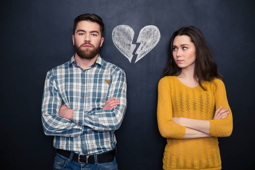 5 הטעויות הנפוצות שגברים עושים במהלך הגירושין