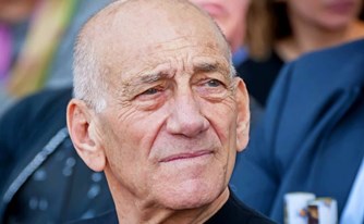 אולמרט טען שמשפחת נתניהו "לא שפויה". האם זו דיבה? אולמרט טען שמשפחת נתניהו "לא שפויה". האם זו דיבה?