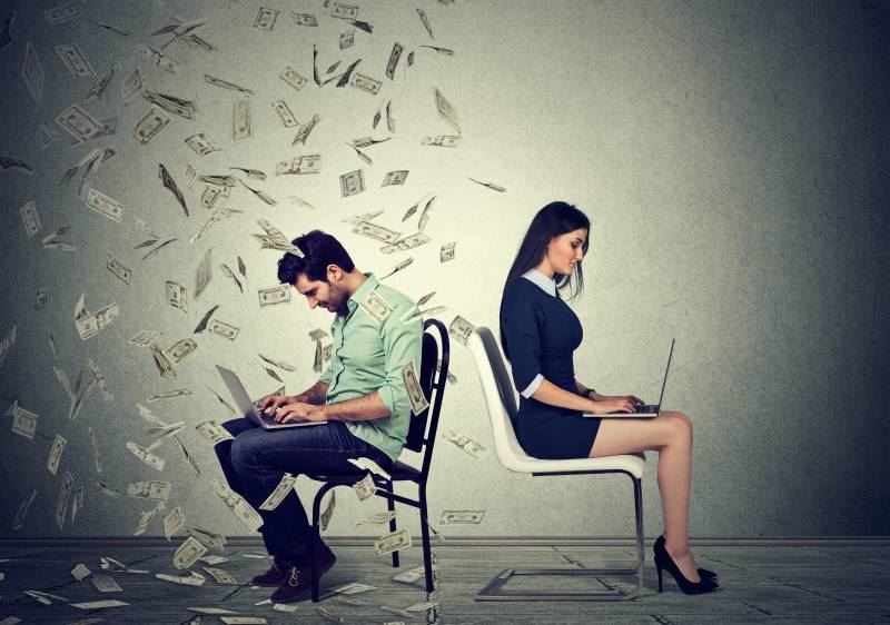פערי שכר בין נשים לגברים – מה חושף חוק שכר שווה?